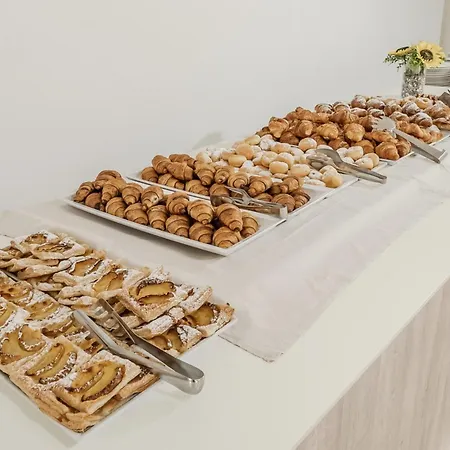 Hotiday Collection - Hotel