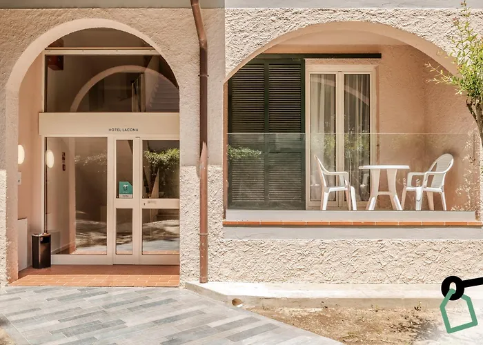 Hotiday Collection - Отель