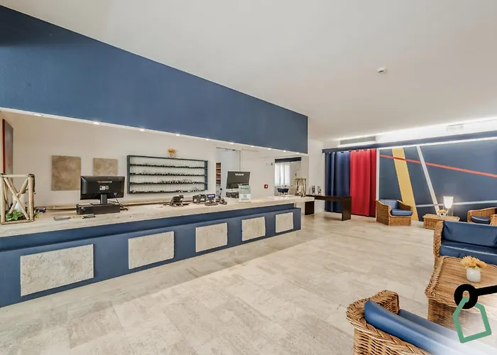 Hotiday Collection - Hotel 4*