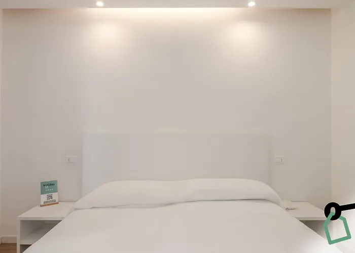 Hotiday Collection - Отель Лакона