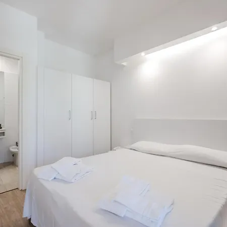 Hotiday Collection - Lacona