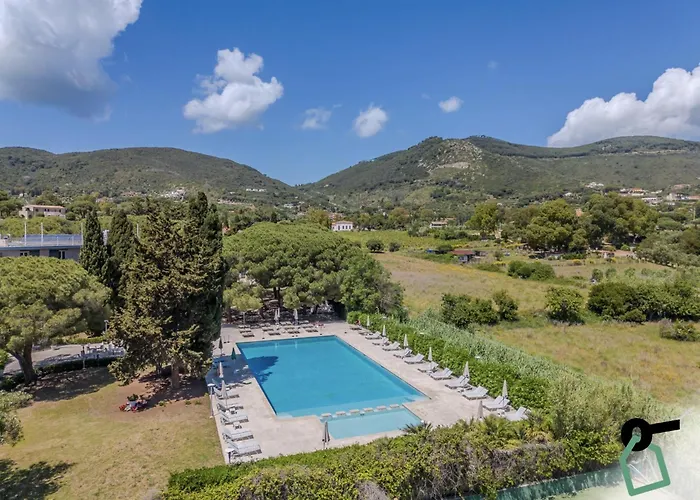 Hotiday Collection - 4*