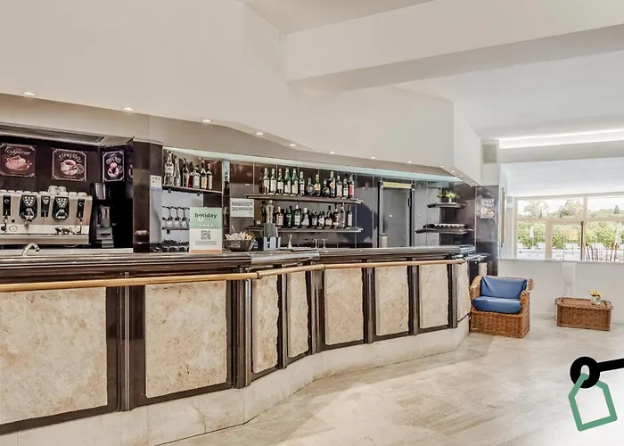 Hotel Hotiday Collection -