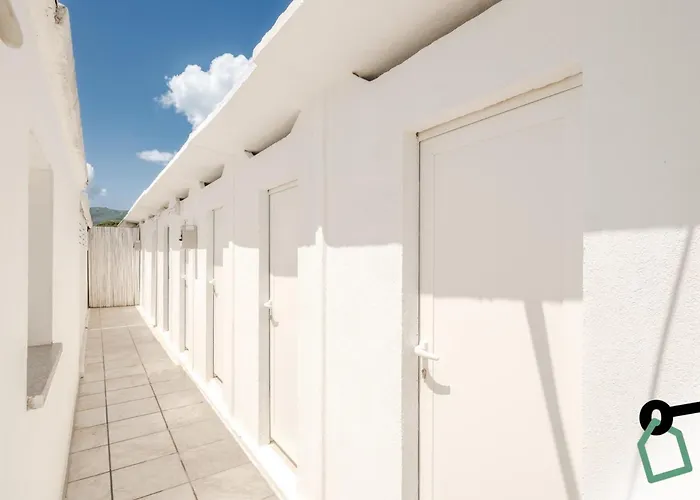 Hotel Hotiday Collection - Lacona