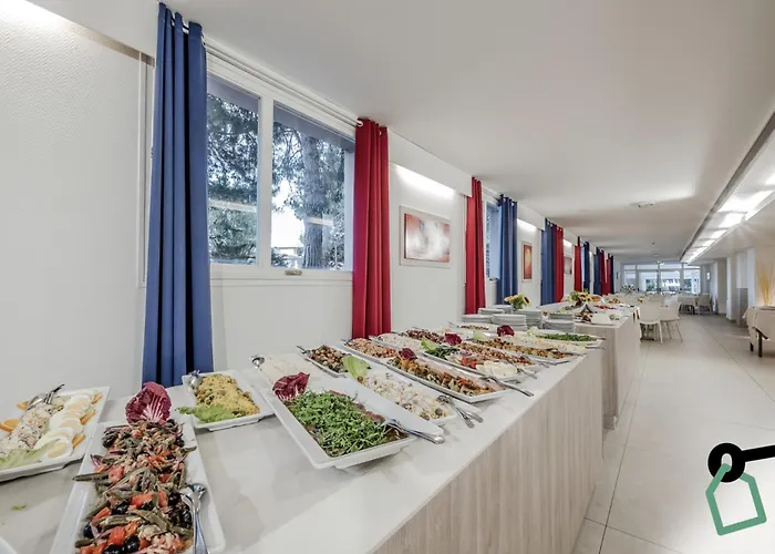 Hotiday Collection - 4* Lacona