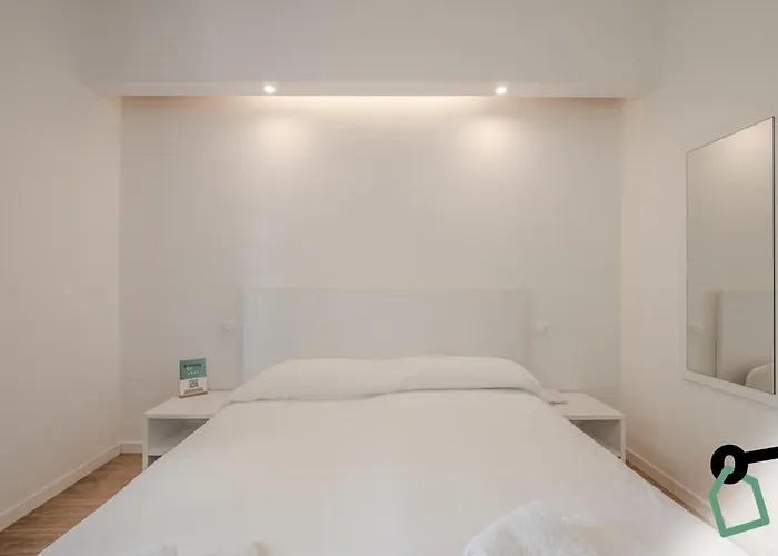 Hotel Hotiday Collection -