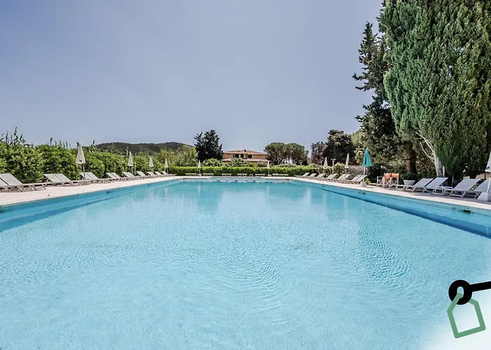 Hotel Hotiday Collection -