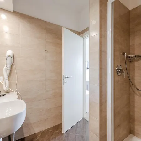 Hotiday Collection -