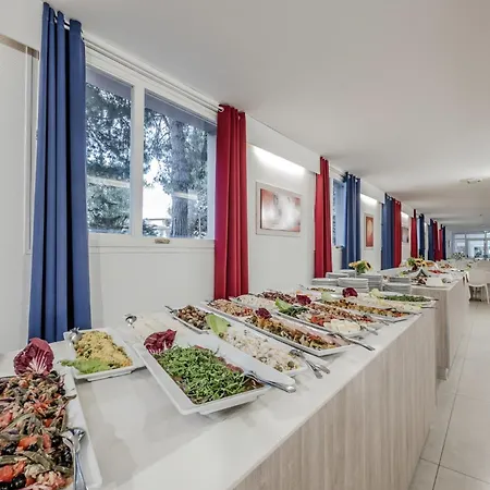 Hotiday Collection - 4* Lacona