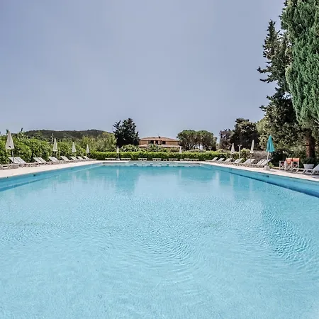 Hotell Hotiday Collection -